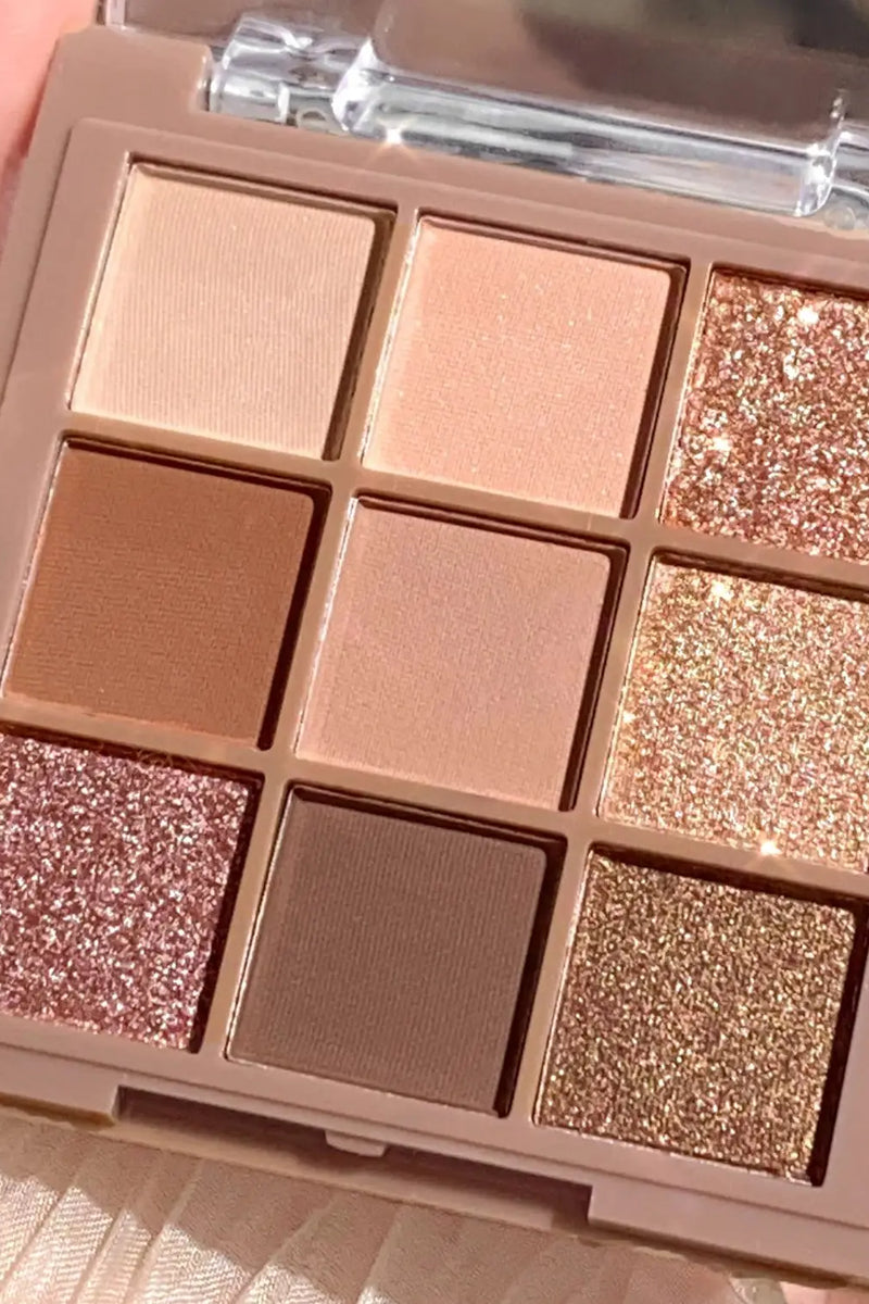 Professional Eyeshadow Palette - 9-18 Shades with Matte & Shimmer Finish